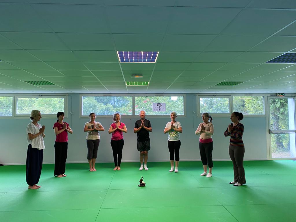 Cours de yoga et meditation à Saint Fargeau Ponthierry dans l'association Spirales